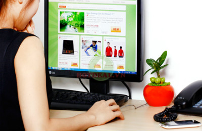 Bài trí bàn làm việc hợp phong thủy để thu hút tài lộc file.254769 Hướng dẫn cách bài trí bàn làm việc hợp phong thủy để thu hút tài lộc